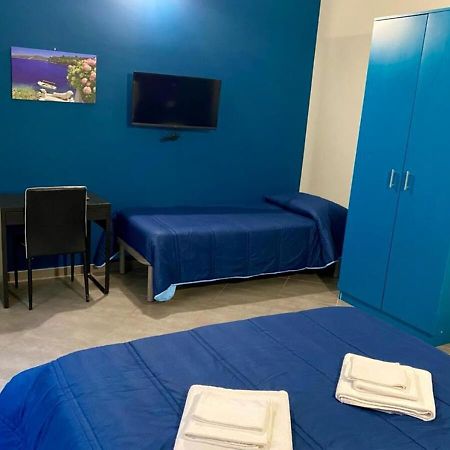 Oasi Del Turista Apartment Palermo Bagian luar foto