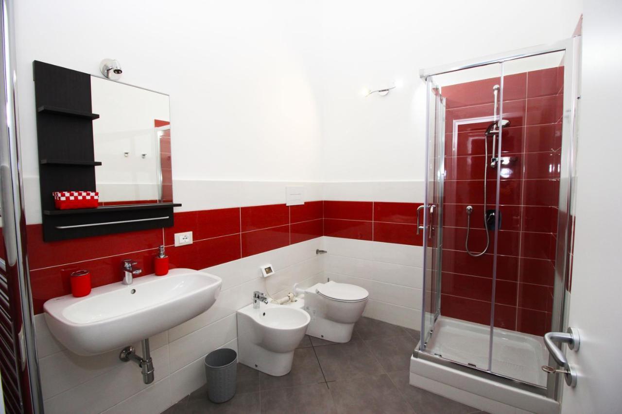 Oasi Del Turista Apartment Palermo Bagian luar foto