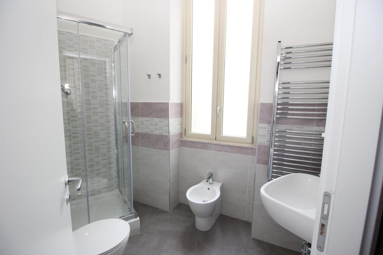 Oasi Del Turista Apartment Palermo Bagian luar foto