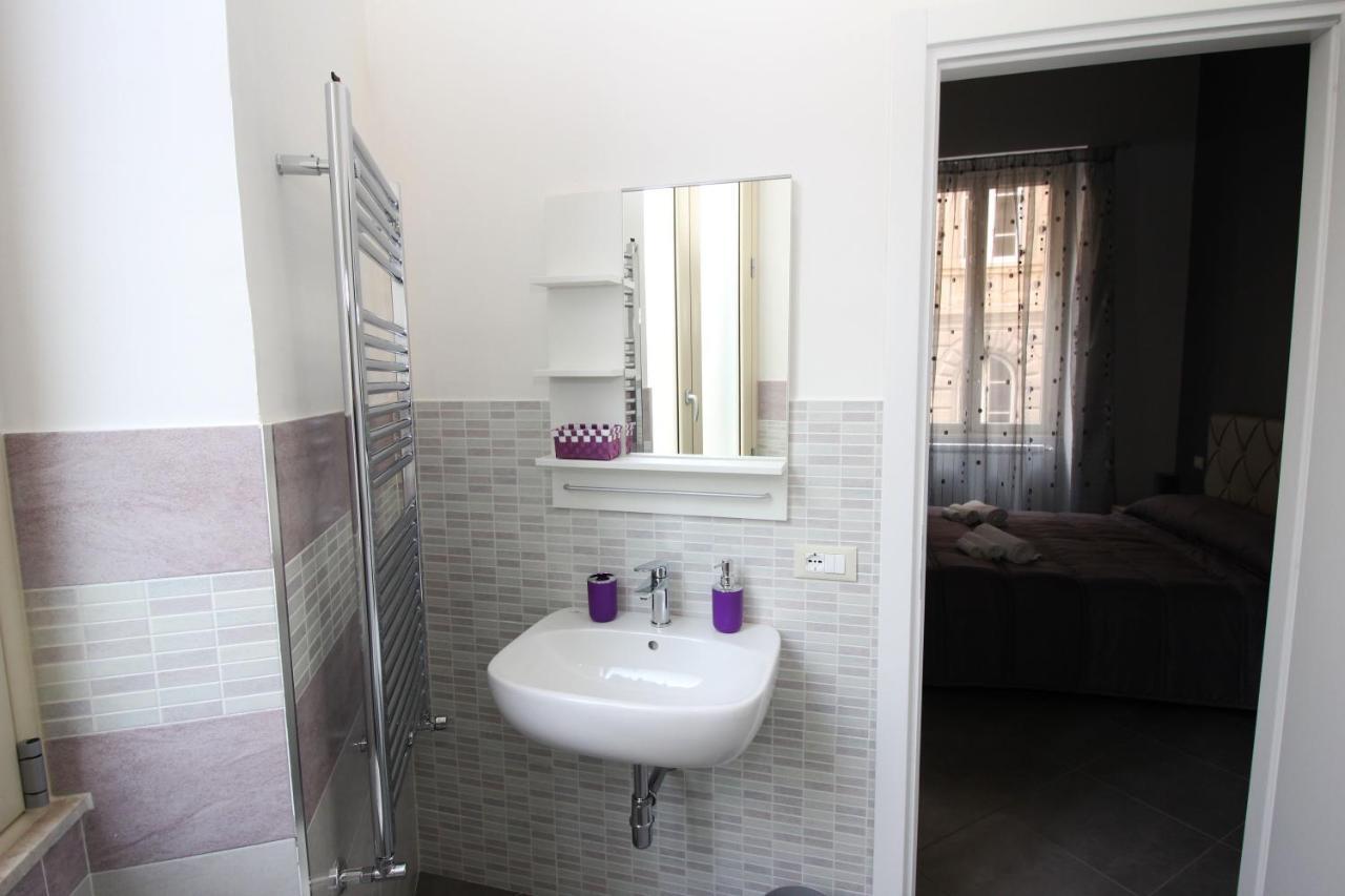 Oasi Del Turista Apartment Palermo Bagian luar foto